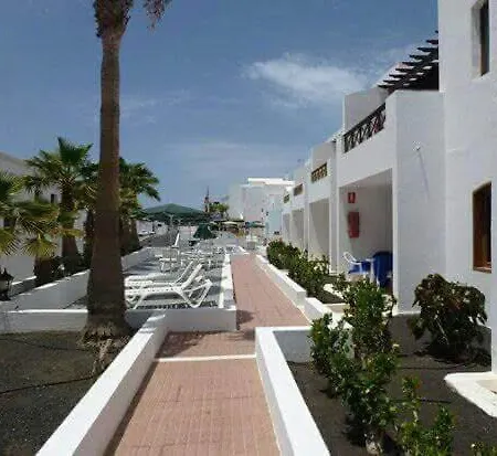 Heated Pools-200m Beach- Wifi Apartament