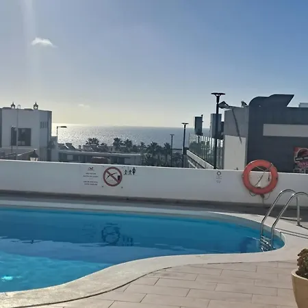 Heated Pools-200m Beach- Wifi