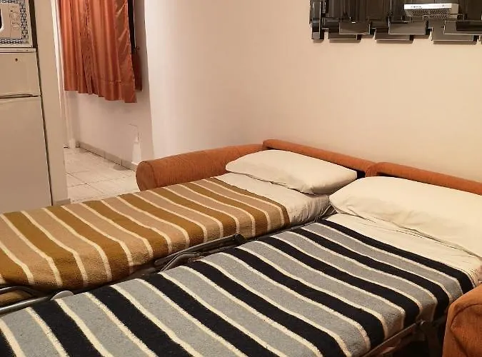 Heated Pools-200m Beach- Wifi