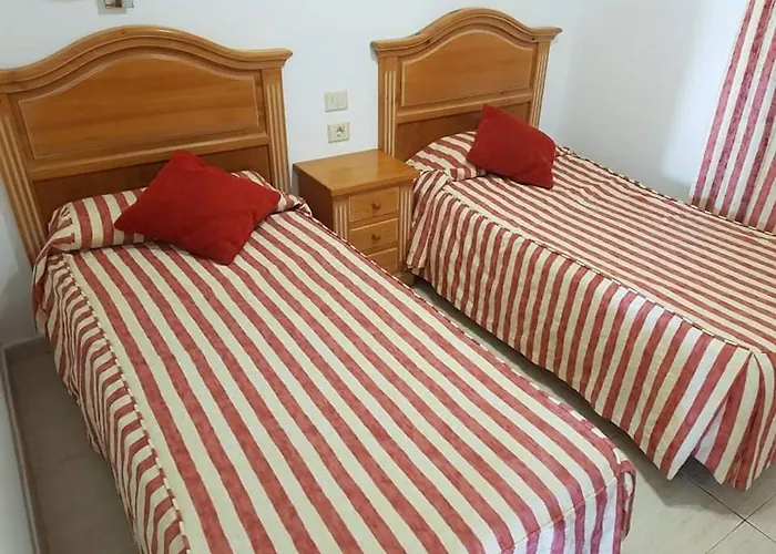 Heated Pools-200m Beach- Wifi Apartamento *