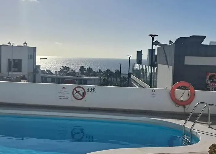 Heated Pools-200m Beach- Wifi